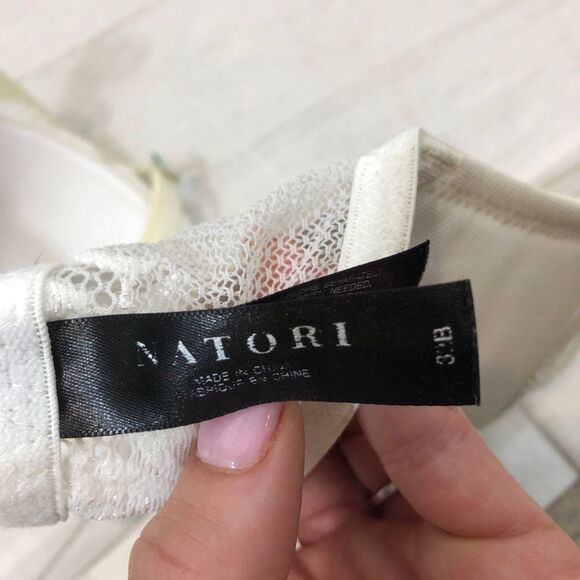 White Natori Padded Bra Size 32 B - Picture 11 of 12